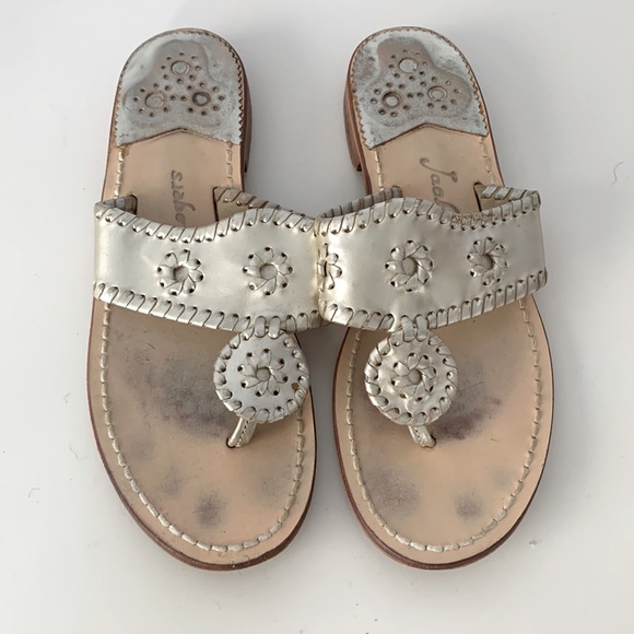 JACK ROGERS | platinum hamptons flat sandal - Picture 4 of 8